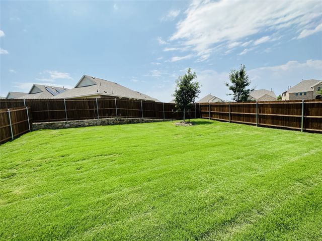 8112 Green Heron Drive, Mckinney, TX 75071