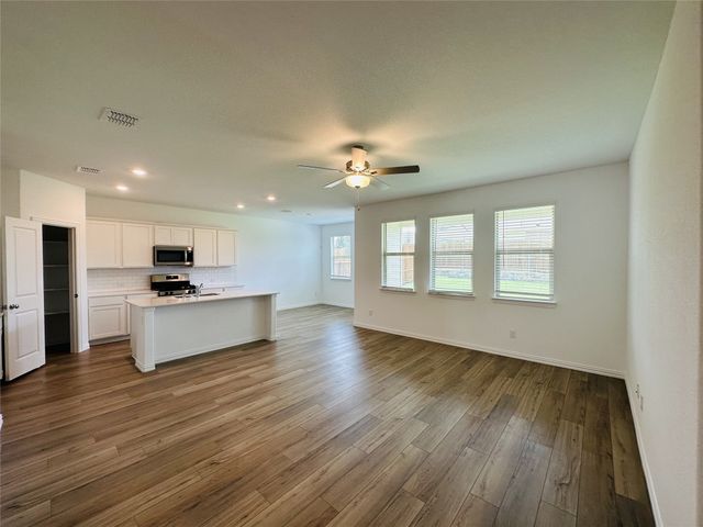 8112 Green Heron Drive, Mckinney, TX 75071