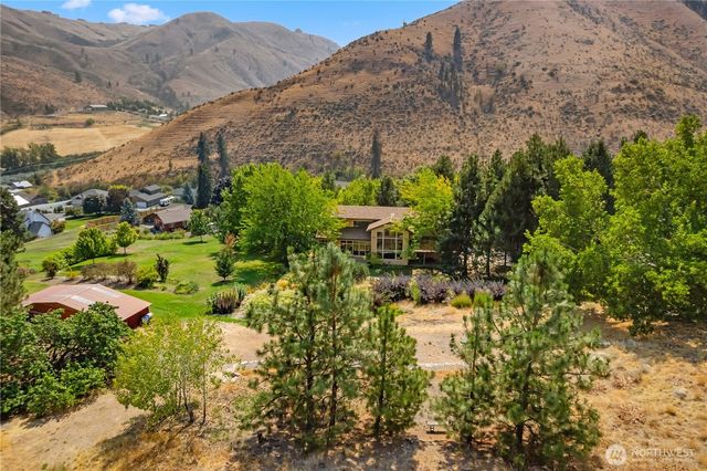 1100 Pitcher Canyon Road, Wenatchee, WA 98801