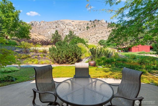 1100 Pitcher Canyon Road, Wenatchee, WA 98801