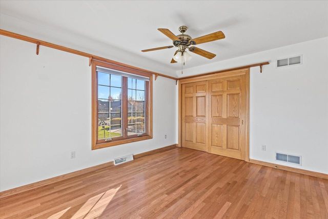 6330 Ptarmigan ROAD, Mount Pleasant, WI 53406