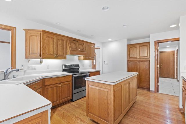 6330 Ptarmigan ROAD, Mount Pleasant, WI 53406