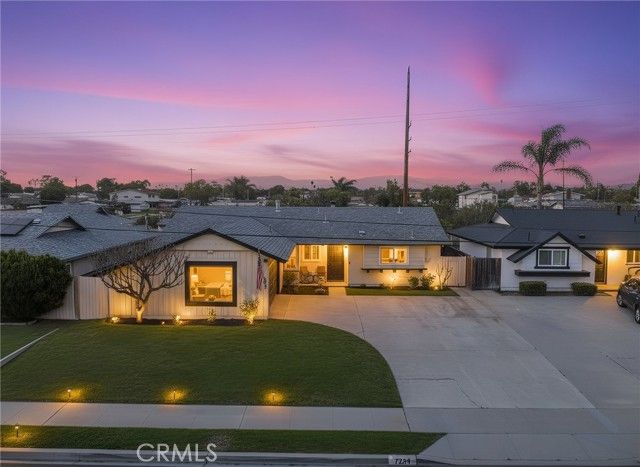 7293 El Cielo Circle, Buena Park, CA 90620