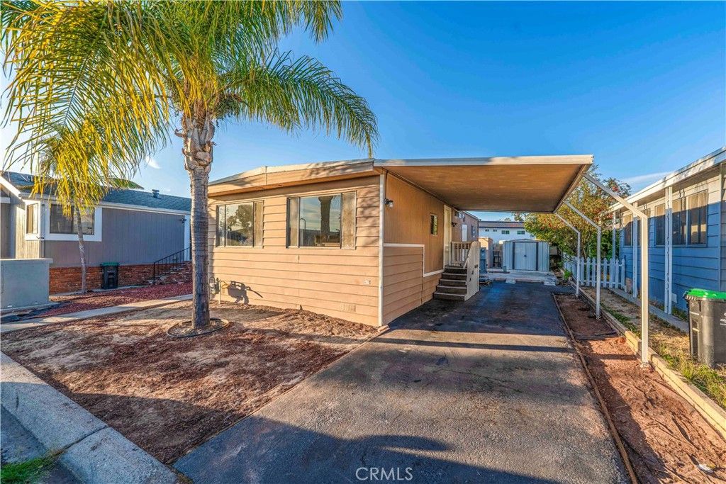 320 N Park Vista 76, Anaheim, CA 92806 — exterior
