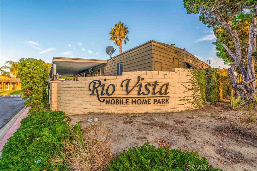 320 N Park Vista 76, Anaheim, CA 92806 — photo 2