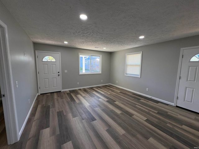 112 W Second Street, Birdseye, IN 47513