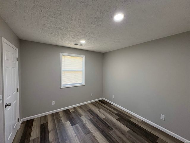 112 W Second Street, Birdseye, IN 47513