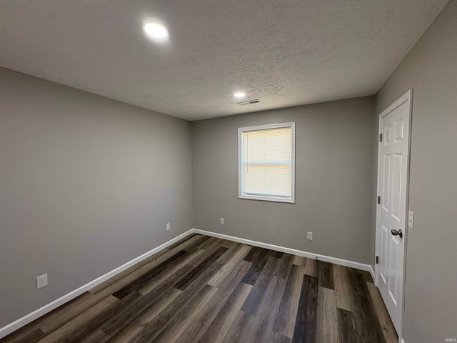 112 W Second Street, Birdseye, IN 47513