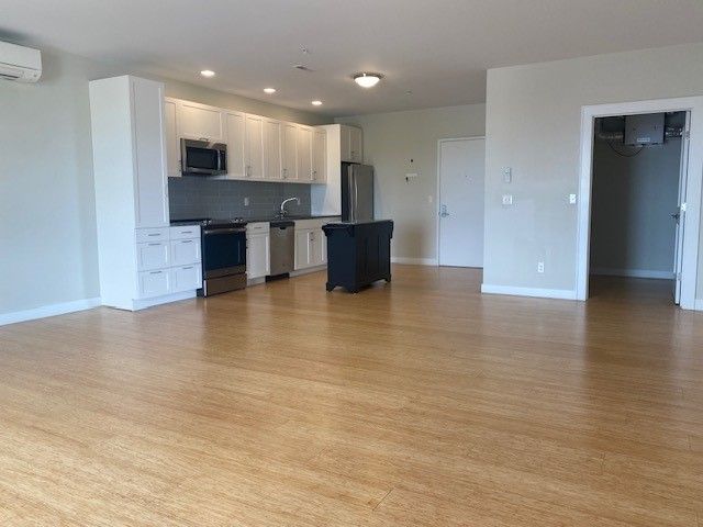 95 Cranston Street 204, Providence, RI 02909