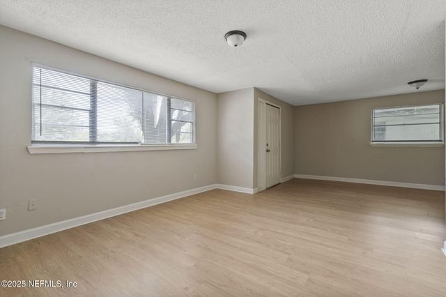 3142 W 6TH Street, Jacksonville, FL 32254
