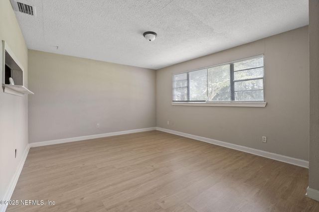 3142 W 6TH Street, Jacksonville, FL 32254