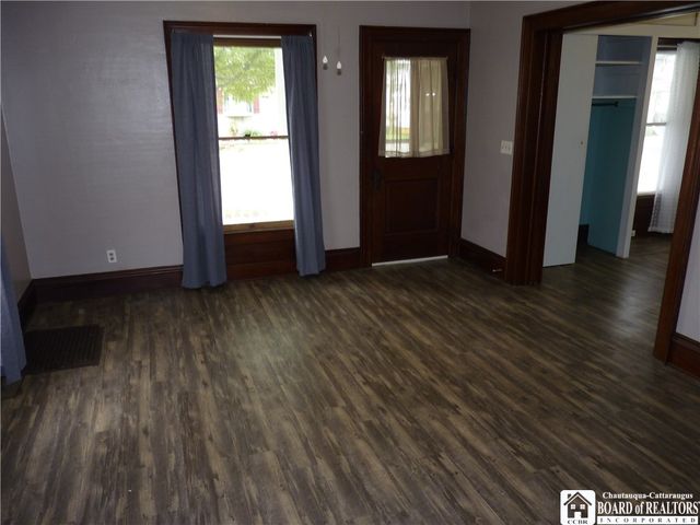 70 Pershing Avenue, Jamestown, NY 14701