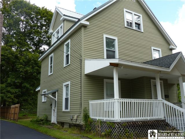 70 Pershing Avenue, Jamestown, NY 14701