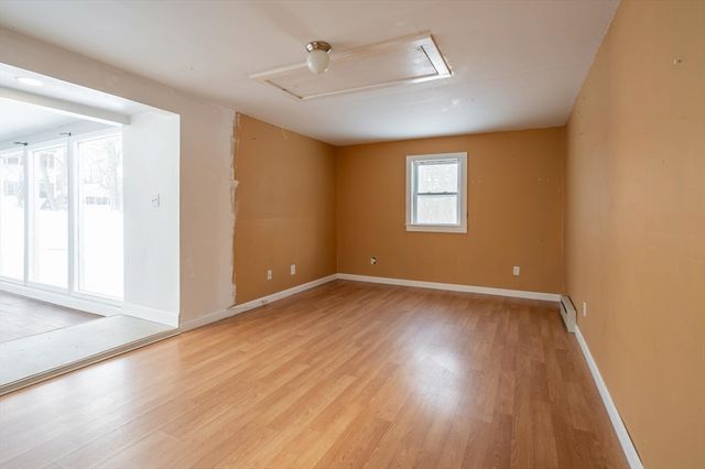 39 Sycamore Lane, Billerica, MA 01821