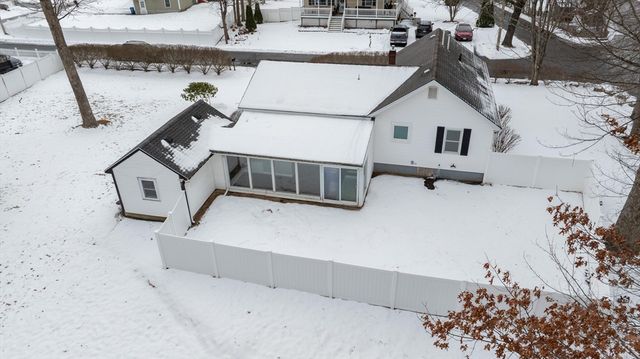 39 Sycamore Lane, Billerica, MA 01821