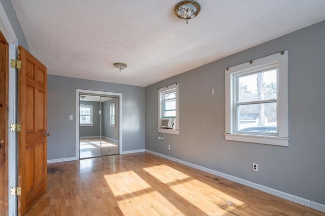 39 Sycamore Lane, Billerica, MA 01821