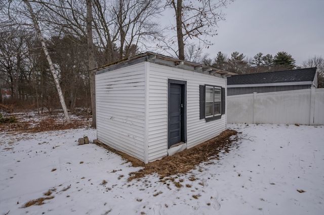 39 Sycamore Lane, Billerica, MA 01821