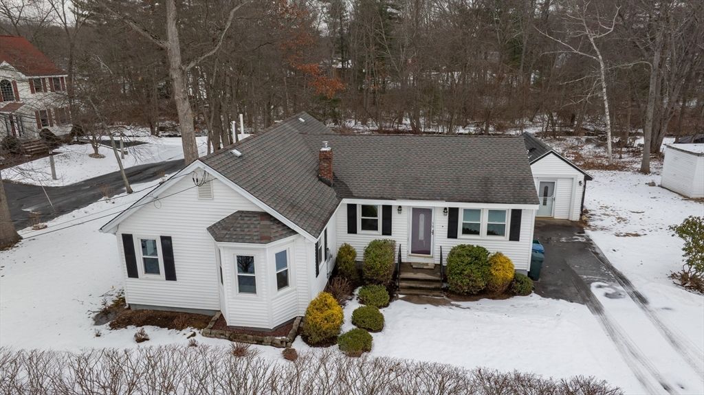 39 Sycamore Lane, Billerica, MA 01821