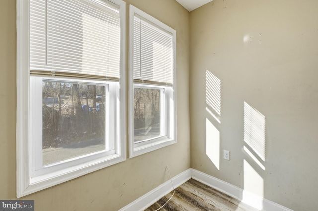 206 S HILTON ST, Baltimore, MD 21229