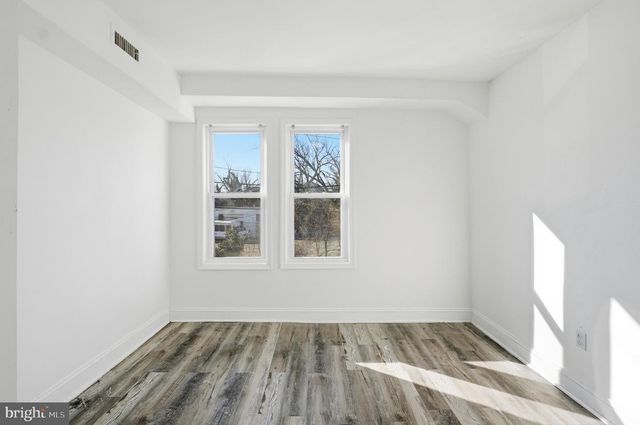 206 S HILTON ST, Baltimore, MD 21229