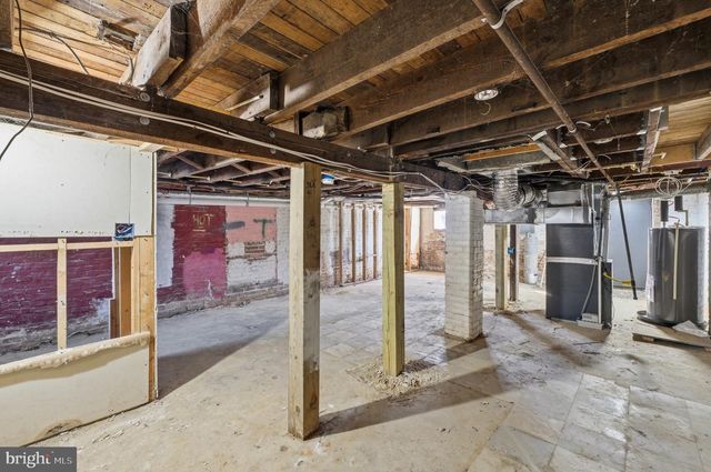 206 S HILTON ST, Baltimore, MD 21229