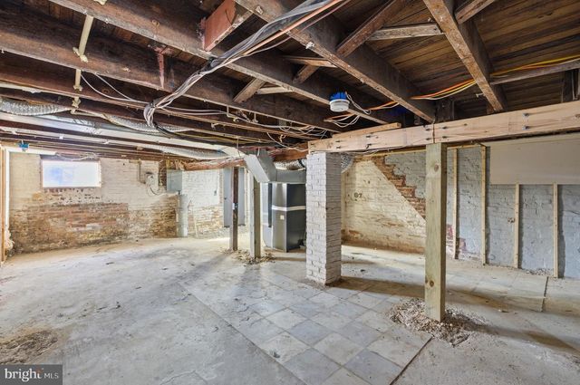 206 S HILTON ST, Baltimore, MD 21229