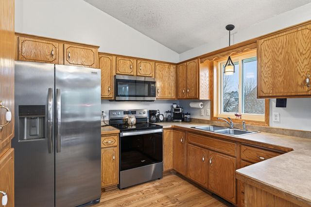 25705 18th Street W, Zimmerman, MN 55398