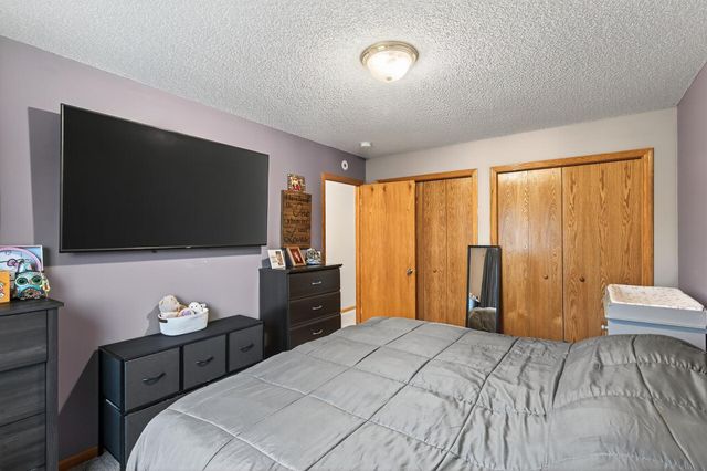 25705 18th Street W, Zimmerman, MN 55398