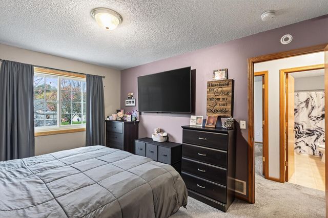 25705 18th Street W, Zimmerman, MN 55398