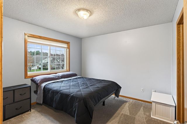 25705 18th Street W, Zimmerman, MN 55398