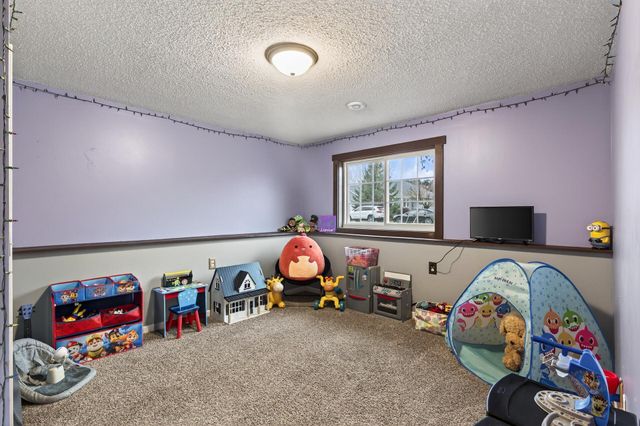 25705 18th Street W, Zimmerman, MN 55398