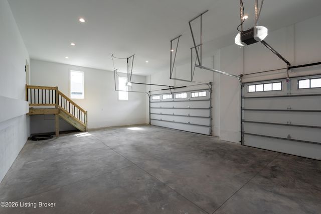 1505 Lincoln Hill Way, Louisville, KY 40245