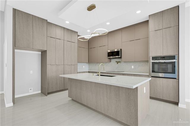 9119 N 25th Street, Mcallen, TX 78504