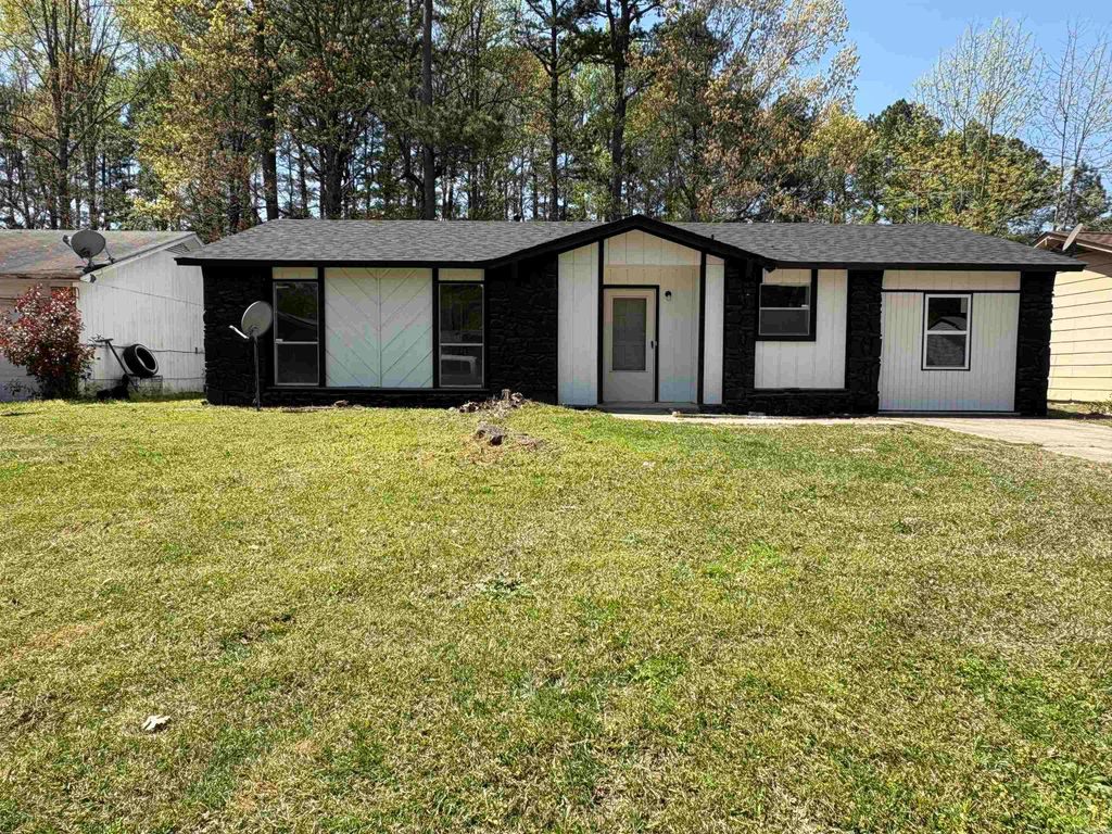 14 Quail Creek Court, Little Rock, AR 72206