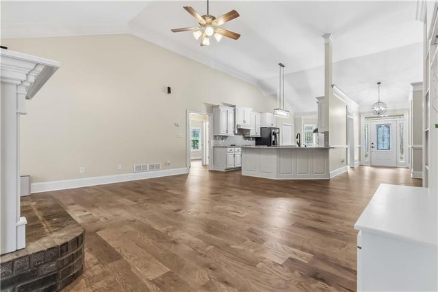 152 GEOFFREY Lane, Oxford, GA 30054