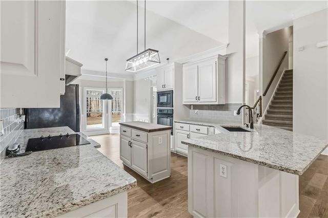 152 GEOFFREY Lane, Oxford, GA 30054