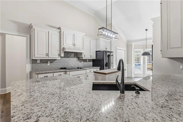 152 GEOFFREY Lane, Oxford, GA 30054