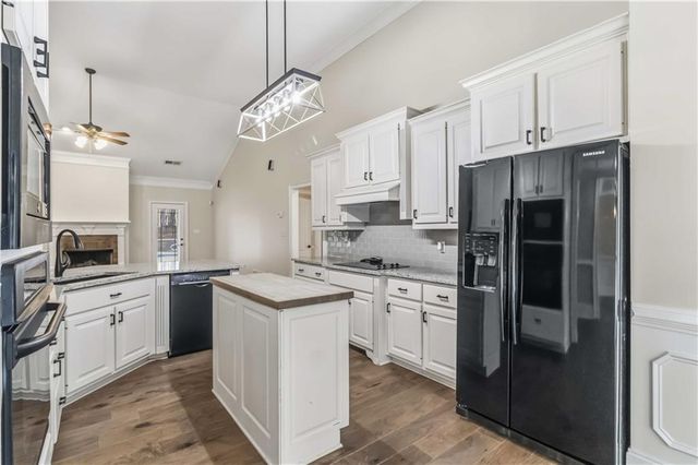 152 GEOFFREY Lane, Oxford, GA 30054