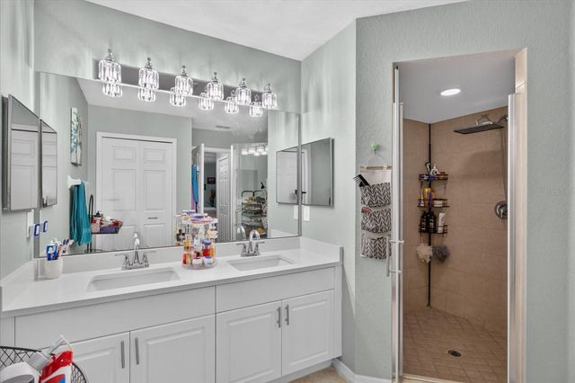 1048 BANDERA STREET, Lehigh Acres, FL 33974