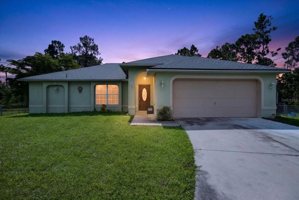 1048 BANDERA STREET, Lehigh Acres, FL 33974