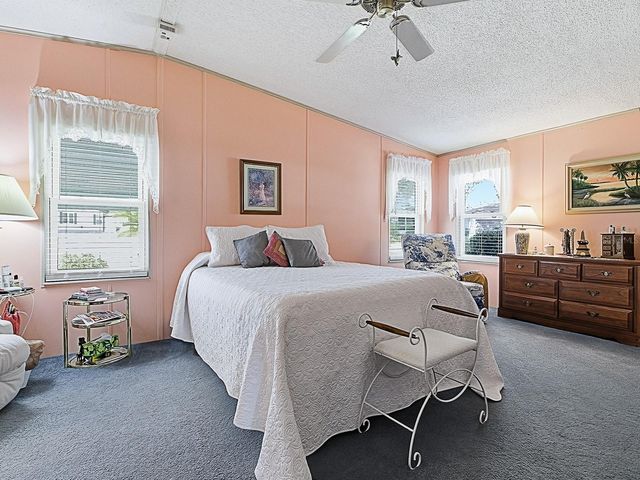 25120 CLIFFORD HILL, Leesburg, FL 34748