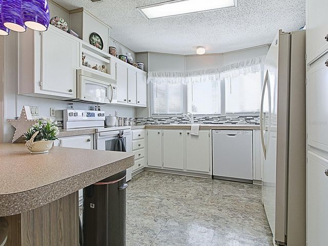 25120 CLIFFORD HILL, Leesburg, FL 34748