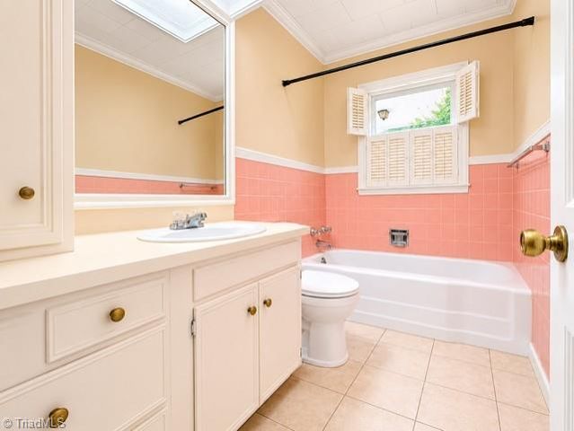 203 Rockspring Drive, Thomasville, NC 27360