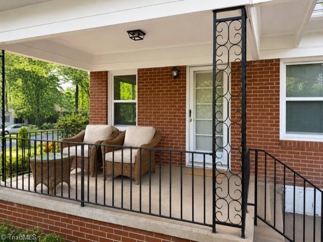203 Rockspring Drive, Thomasville, NC 27360