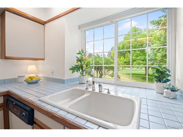 3961 S Carson St C, Aurora, CO 80014