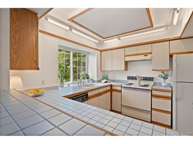 3961 S Carson St C, Aurora, CO 80014