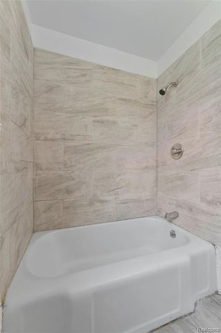 19674 Irvington Street, Highland Park, MI 48203