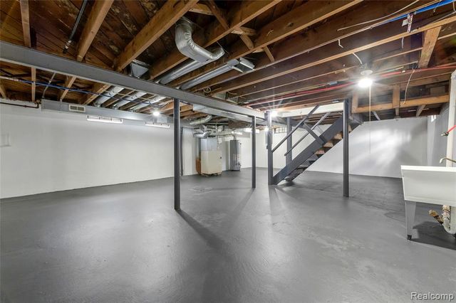 19674 Irvington Street, Highland Park, MI 48203