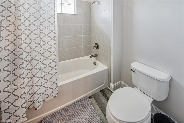 6960 Avalon CIR 807, Naples, FL 34112
