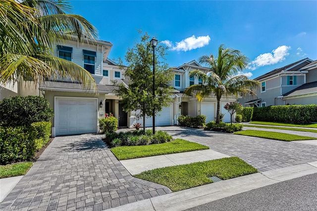 6960 Avalon CIR 807, Naples, FL 34112